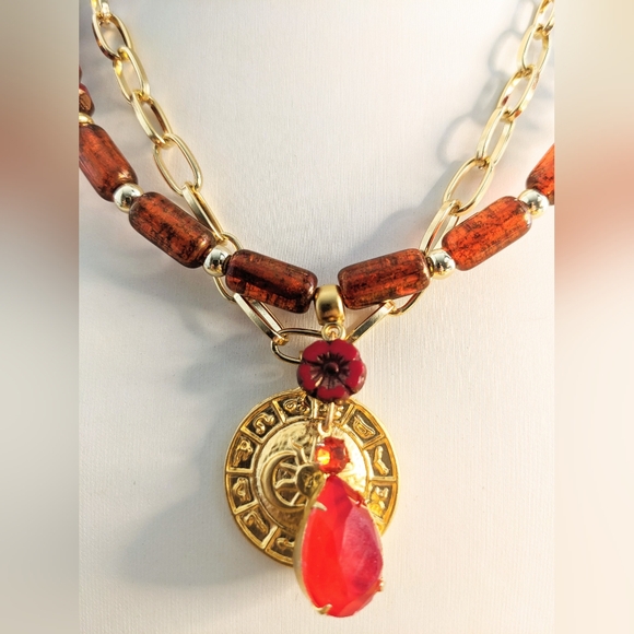 Red Jade, Crystal, And Glass Beads In Two Strand Gold Plated Paperclip Necklace - Picture 4 of 10
